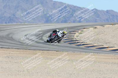 media/Oct-05-2025-CVMA (Sun) [[beeef4f201]]/Race 11-500-400(4)-350 Supersport/